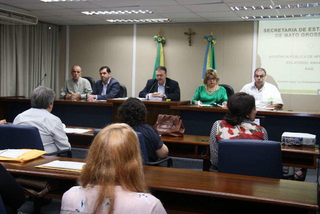 Deputado Dr. Paulo Siufi preside audiência pública de prestação de contas da Secretaria de Saúde