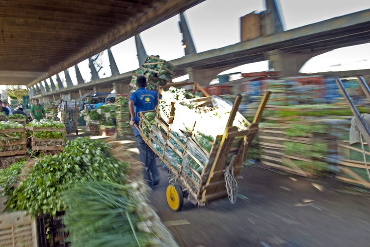 Ceagesp, uma cidade que alimenta o Brasil © Marcelo Camargo/Agência Brasil