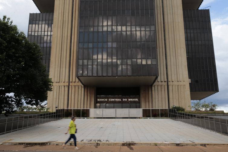 Mercado diminui projeção para crescimento da economia em 2021 © Marcello Casal JrAgência Brasil