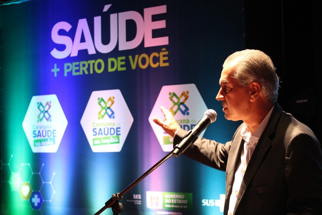 Caravana da Saúde nas Escolas vai combater baixo rendimento escolar, afirma governador Caravana da Saúde nas Escolas vai combater baixo rendimento escolar, afirma governador