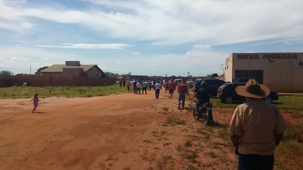 Moradores que compraram lotes do INCRA fazem mobilização no Distrito Pana em Nova Alvorada do Sul
