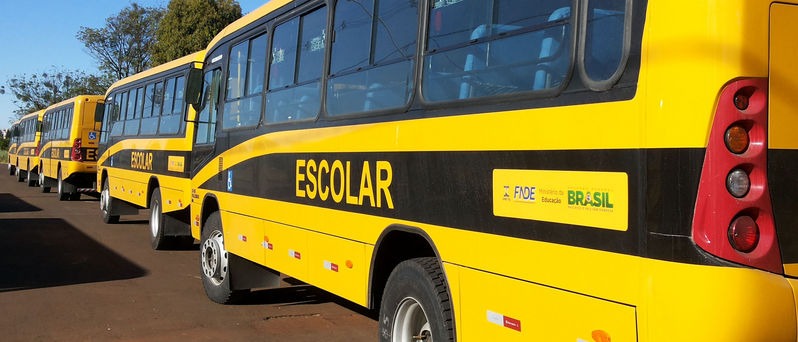 Prof. Rinaldo sugere ao Governo criação de bolsa-transporte para estudantes Prof. Rinaldo sugere ao Governo criação de bolsa-transporte para estudantes