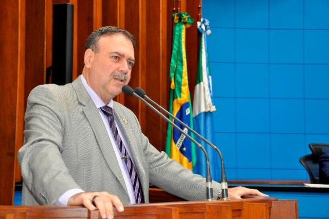 Para Dr. Paulo Siufi, manutenção de veto a seu projeto prejudica saúde da população de MS Mesmo com um placar de 11 votos a favor da derrubada do veto contra seis a favor da manutenção do veto, o PL não passou