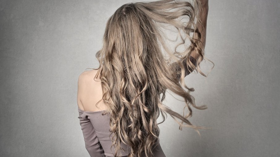 Cabelo de rapunzel: o que você precisa saber sobre o crescimento capilar Cabelo de rapunzel: o que você precisa saber sobre o crescimento capilar