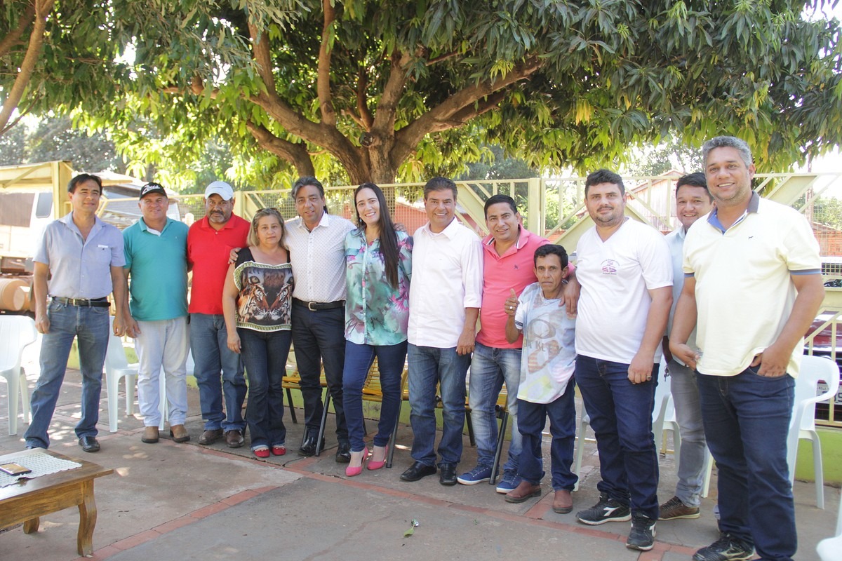 Com foco no Senado, Nelsinho Trad articula apoio em Bela Vista Nelsinho Trad reunido com sete vereadores de Bela Vista e Empresários. foto Ademir Mendonça