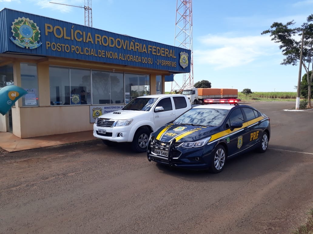 Polícia Rodoviária Federal de Nova Alvorada do Sul, recupera caminhonete roubada em Santa Catarina Polícia Rodoviária Federal de Nova Alvorada do Sul, recupera caminhonete roubada em Santa Catarina
