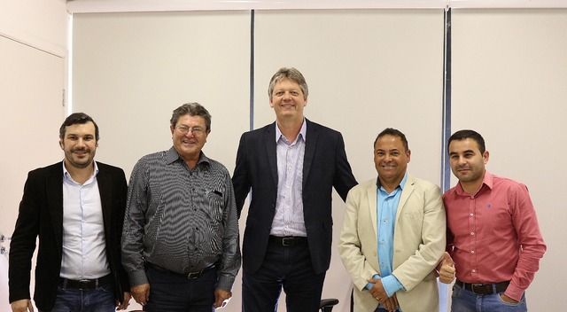 Parceria entre Prefeitura e Governo do Estado garante indústria de fertilizantes para Rio Brilhante Parceria entre Prefeitura e Governo do Estado garante indústria de fertilizantes para Rio Brilhante