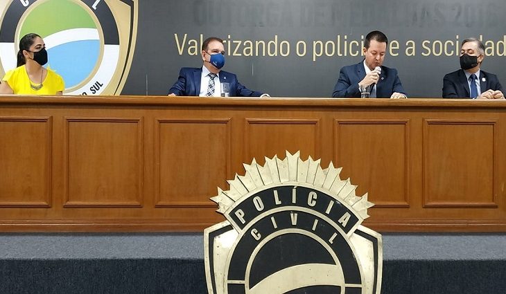 Com presença do secretário de Segurança, Conselho Superior da Polícia Civil empossa novo Delegado-Geral