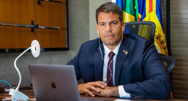 Deputado Contar coloca nome à disputa do governo de MS