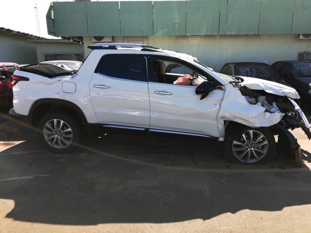 Picape furtada por adolescente que causou acidente em fuga da polícia em MS (Foto: Polícia Civil/Divulgação)