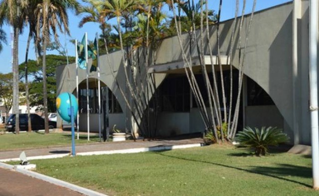 Prefeitura é acionada na Justiça por nomear procuradores sem concurso público Prefeitura é acionada na Justiça por nomear procuradores sem concurso público