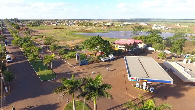 Prefeito Arlei Barbosa assina ordem de serviço para início de obras no Parque Nelson Tereré Prefeito Arlei Barbosa assina ordem de serviço para início de obras no Parque Nelson Tereré