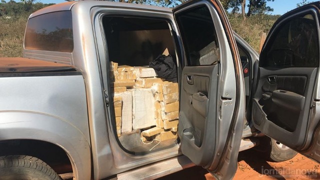PMA apreende caminhonete com 1,5 ton de maconha em Nova Alvorada do Sul PMA apreende caminhonete com 1,5 ton de maconha em Nova Alvorada do Sul
