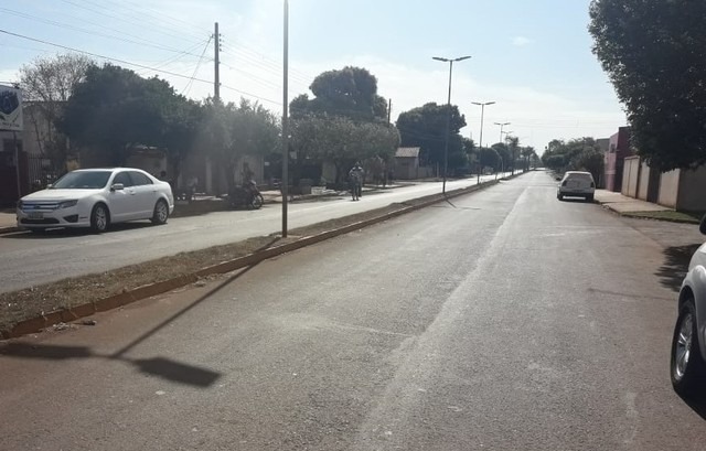 Menino de 3 anos é atropelado por motorista sem habilitação em MS Criança de 3 anos foi atropelada na principal avenida de Rio Brilhante MS. (Foto: Olimar Gamarra )