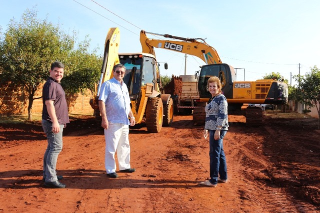 Prefeito Donato vistorias obras em andamento que somam R$ 10 milhões de investimentos em Rio Brilhante
