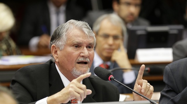 Com pedido de impugnação pelo MDB, procuradoria questiona candidatura de Zeca do PT