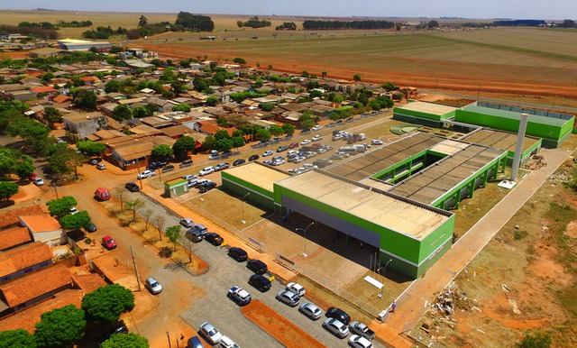 Investimentos feitos pelo Governo de MS favorecem geração de empregos e renda em Chapadão do Sul Investimentos feitos pelo Governo de MS favorecem geração de empregos e renda em Chapadão do Sul