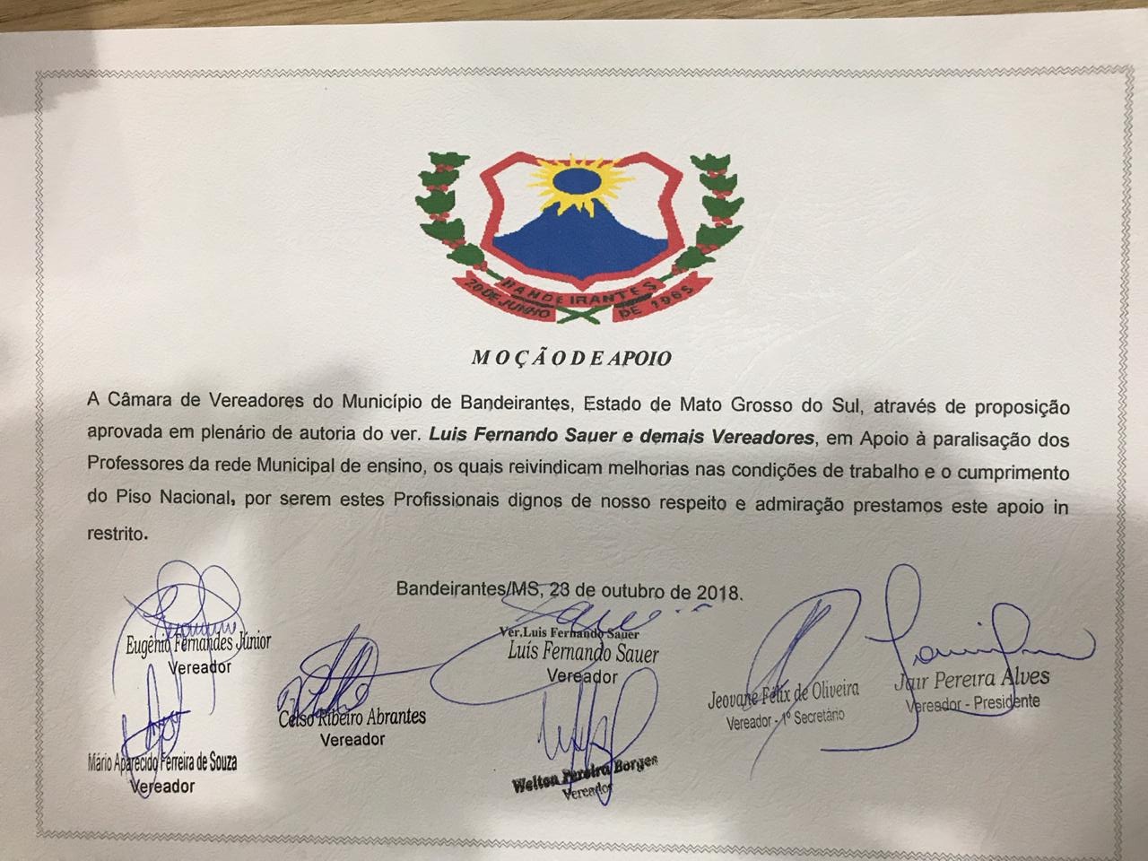 Vereador parabeniza professores por paralisação e repudia prefeito por tentativa de impedir ato Vereador parabeniza professores por paralisação e repudia prefeito por tentativa de impedir ato