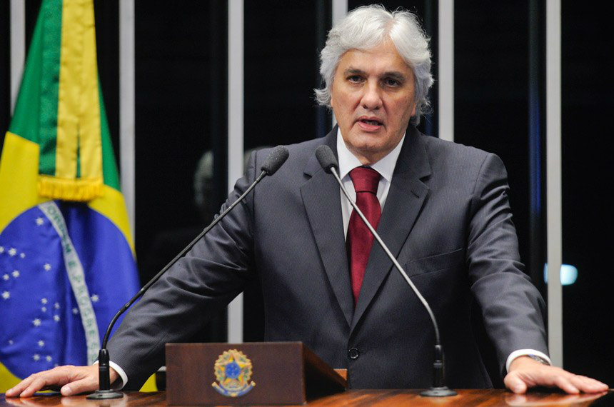 Senador Delcídio do Amaral; preso desde 25 de novembro. (Foto: Arquivo)