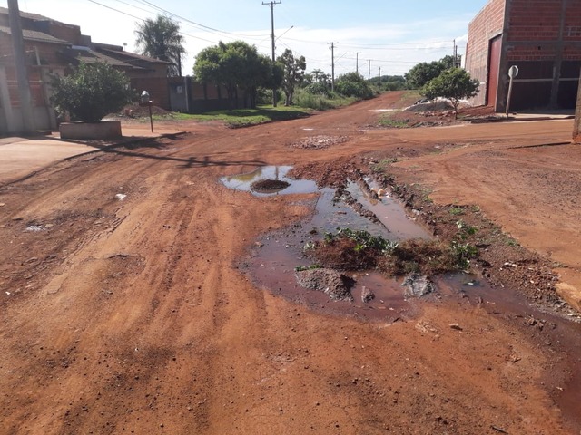 Vereador Éverton cobra conclusão de pavimentação asfáltica em bairro do município Vereador Éverton cobra conclusão de pavimentação asfáltica em bairro do município
