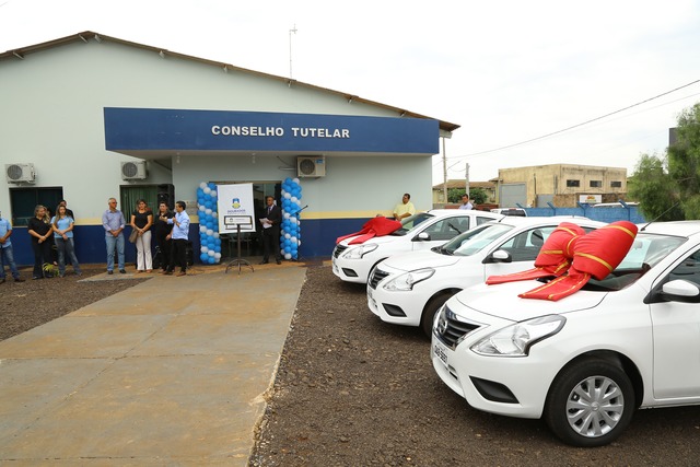 Prefeitura entrega veículos novos no Conselho Tutelar Prefeitura entrega veículos novos no Conselho Tutelar