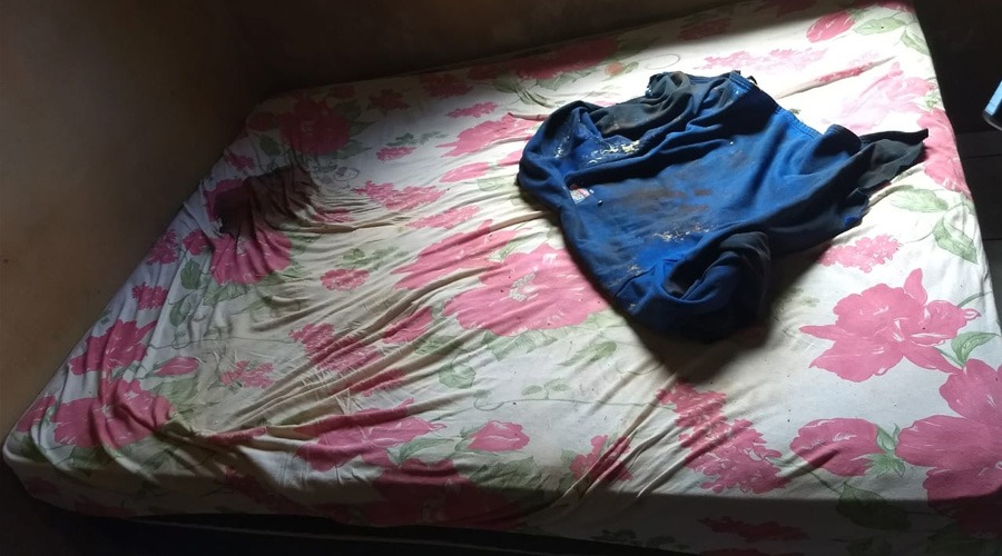 Mulher sequestrada e estuprada pelo ex queima homem para se livrar de torturas Mulher sequestrada e estuprada pelo ex queima homem para se livrar de torturas