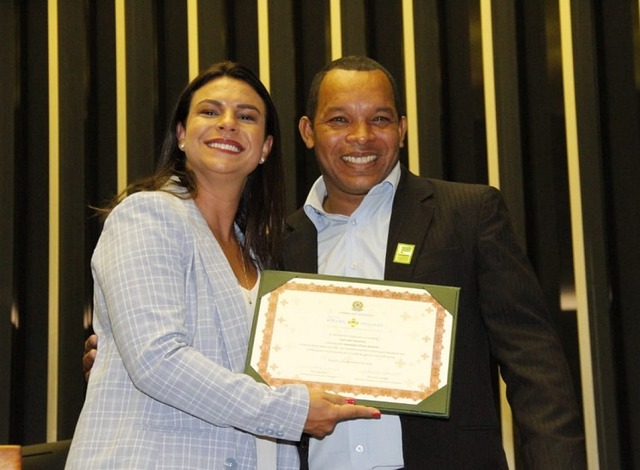 Em Brasília, Joel Lídio, do projeto “Amigos do Joel” recebe prêmio nacional Em Brasília, Joel Lídio, do projeto “Amigos do Joel” recebe prêmio nacional
