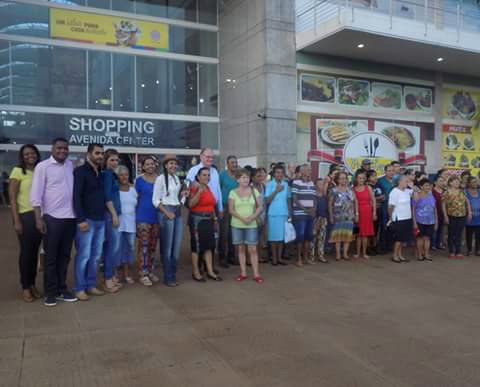 Cerca de 60 idosos participantes do projeto Conviver