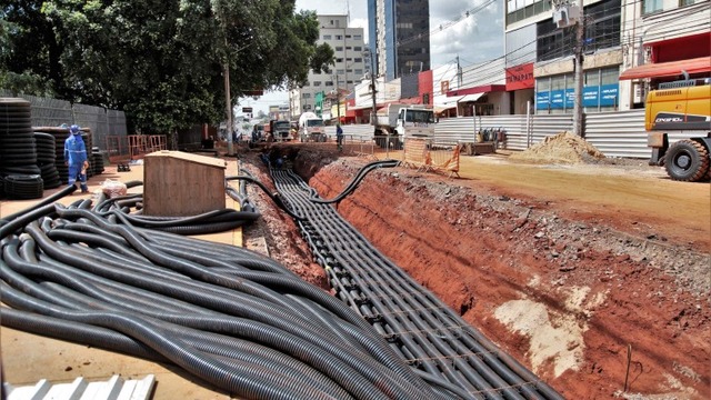 Interdição da avenida Afonso Pena com a rua 14 de julho deve durar 45 dias em cada pista Foto: Denilson Secreta