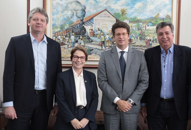 Secretário se reúne com ministros para tratar da recuperação do Rio Taquari Reunião com os ministros Tereza Cristina e Ricardo Sales foi na semana passada, em Brasília