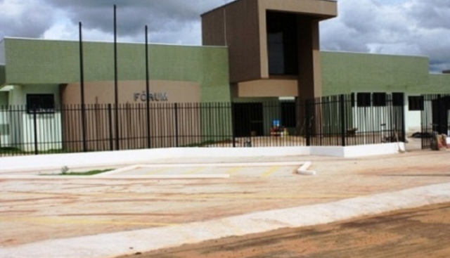 Depois de áudio vazado, Justiça afasta vereador acusado de pedir ‘delivery’ de droga no Fórum Depois de áudio vazado, Justiça afasta vereador acusado de pedir ‘delivery’ de droga no Fórum