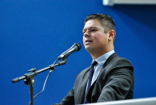 Diante do aumento das tarifas de energia elétrica, vereador defende análise de contrato com concessionária Diante do aumento das tarifas de energia elétrica, vereador defende análise de contrato com concessionária