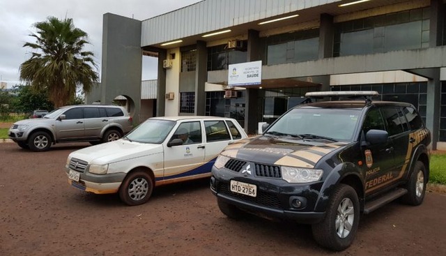 Operação Purificação: Polícia Federal volta às ruas e cumpre mandados contra fraude em licitações PF cumpre ordem judicial na Secretaria de Saúde de Dourados - Foto: Adilson Domingos