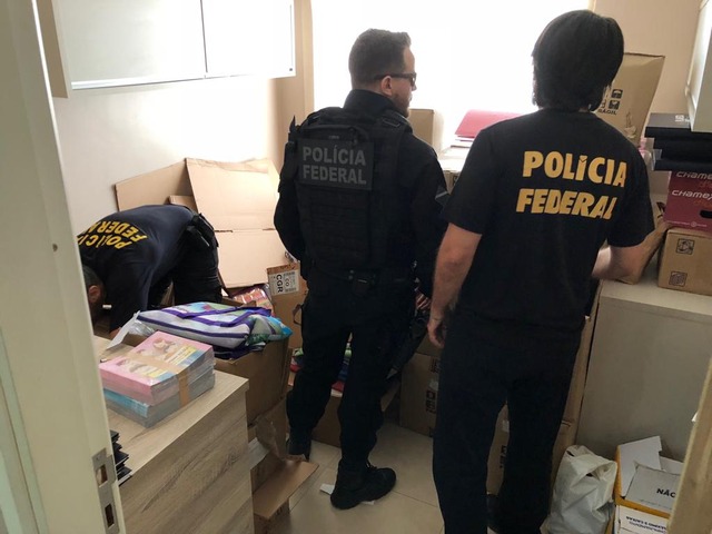 Polícia Federal faz buscas na Governadoria e Estado garante colaboração Polícia Federal faz buscas na Governadoria e Estado garante colaboração