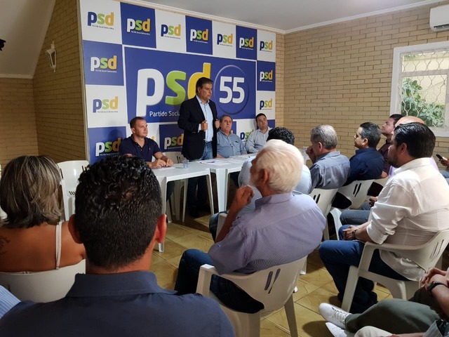 Diretoria do PSD faz renúncia coletiva e anuncia senador Nelsinho Trad como futuro presidente