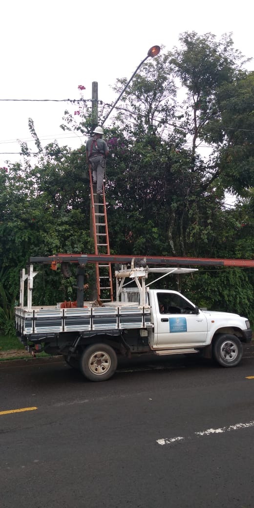 Prefeitura atende pedido de Otávio Trad e leva melhorias a região norte da Capital Prefeitura atende pedido de Otávio Trad e leva melhorias a região norte da Capital