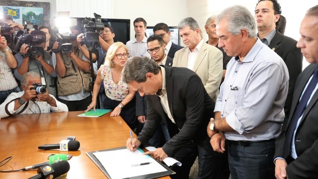 Prefeitura e governo do estado fecham parceria para pacote de R$ 169 milhões em obras Prefeitura e governo do estado fecham parceria para pacote de R$ 169 milhões em obras