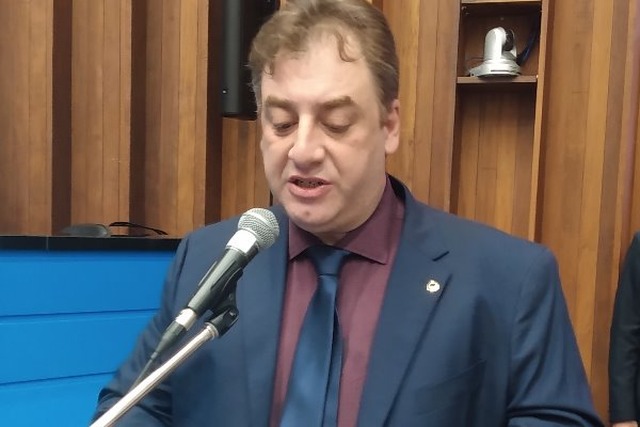 Deputado Neno Razuk faz solicitações nas áreas de infraestrutura, saúde e esporte