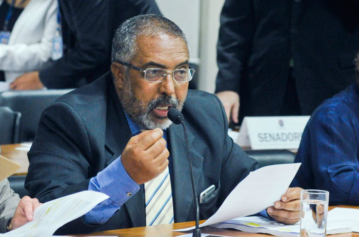 Paulo Paim foi relator do projeto na comissãoFoto: Geraldo Magela/Agência Senado