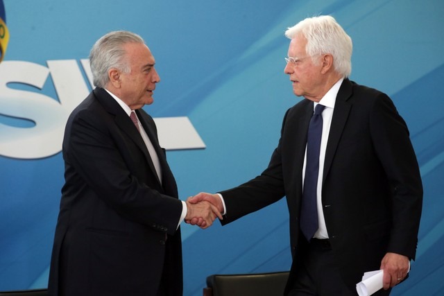 Michel Temer é preso pela Lava Jato; PF faz buscas por Moreira Franco Michel Temer é preso pela Lava Jato; PF faz buscas por Moreira Franco