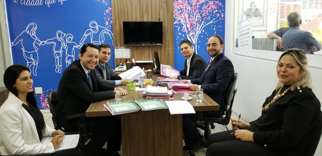 Presidente e membros da Comissão de Justiça analisam 56 projetos de lei nesta semana