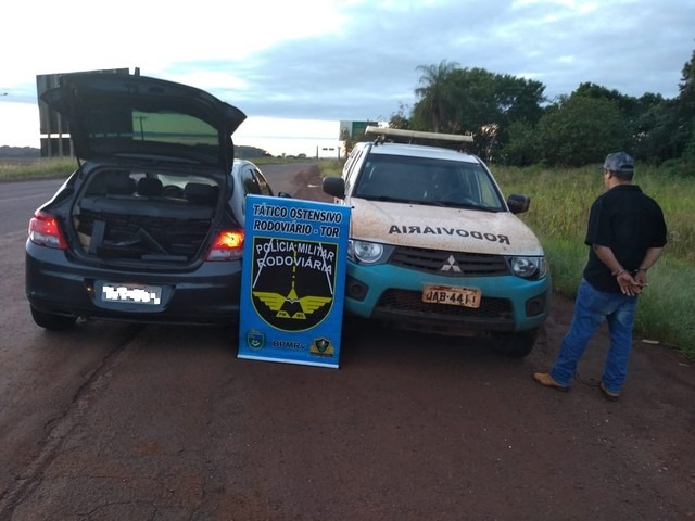 Motorista é preso em MS com 360 kg de maconha que seria levada para SC