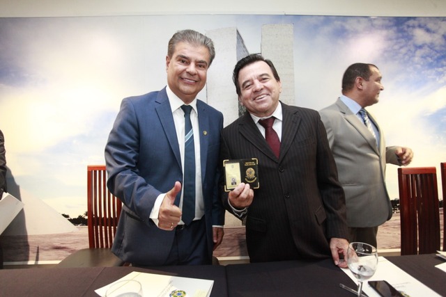 Senador Nelsinho Trad inova e implanta escritório para atuação de suplente em Naviraí