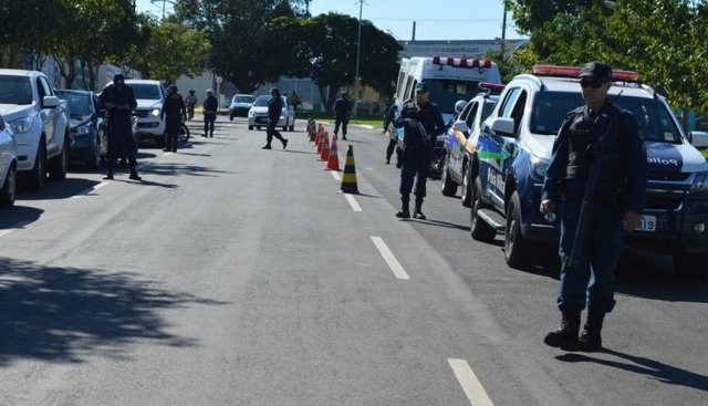 Polícia fecha cerco contra bandidos na divisa de MS com 4 estados Polícia fecha cerco contra bandidos na divisa de MS com 4 estados