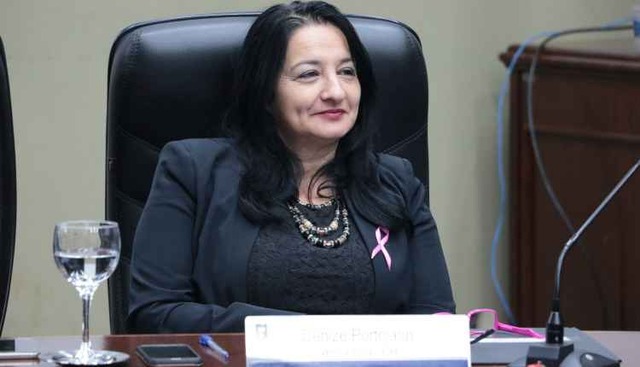 Câmara cassa mandato de vereadora presa durante operação do Gaeco Câmara cassa mandato de vereadora presa durante operação do Gaeco