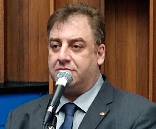 Deputado Neno Razuk solicita melhoria para bairros de Campo Grande
