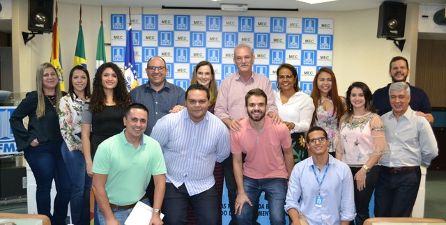 APAE, UFMS e SES fazem lançamento do primeiro Programa de Residência Multiprofissional em Reabilitação Física do Estado APAE, UFMS e SES fazem lançamento do primeiro Programa de Residência Multiprofissional em Reabilitação Física do Estado