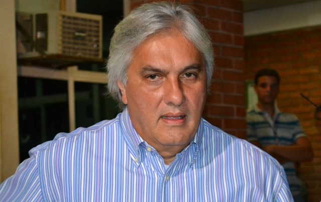 Fachin manda Delcídio explicar por que não pagou parcela da multa do acordo de delação Fachin manda Delcídio explicar por que não pagou parcela da multa do acordo de delação