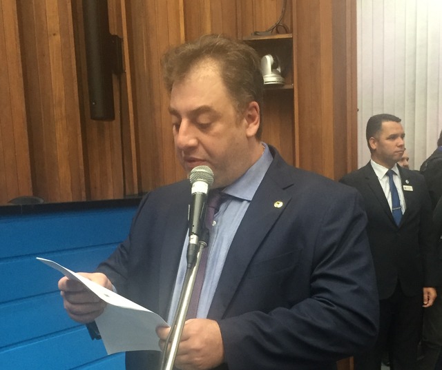 PL do deputado Neno Razuk prevê uso de copos e canudos biodegradáveis em Mato Grosso do Sul