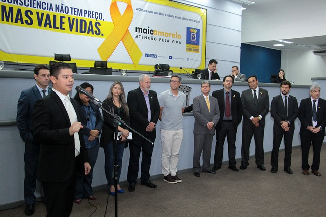 Funesp e Agepen assinam termo de cooperação para instalação de brinquedos feitos com pneus em praças da Capital Funesp e Agepen assinam termo de cooperação para instalação de brinquedos feitos com pneus em praças da Capital